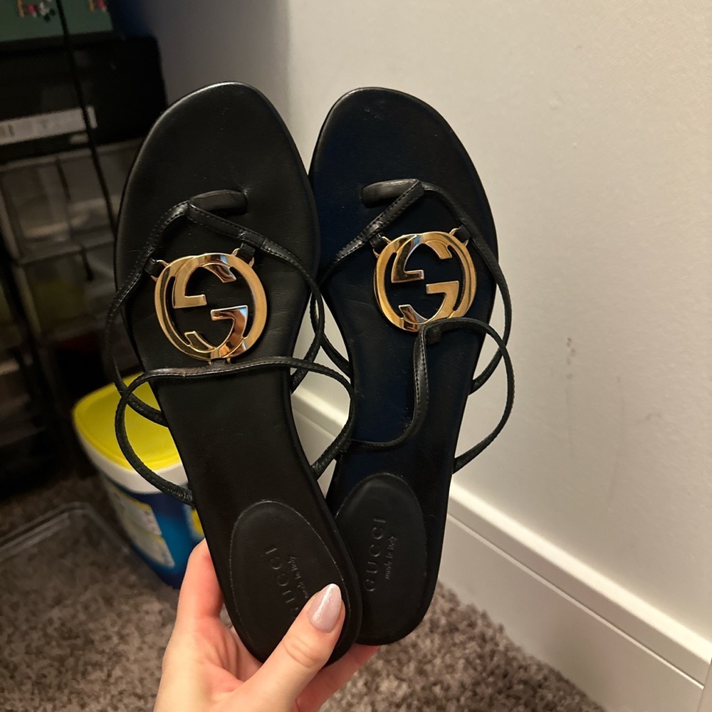 Gucci logo sandals